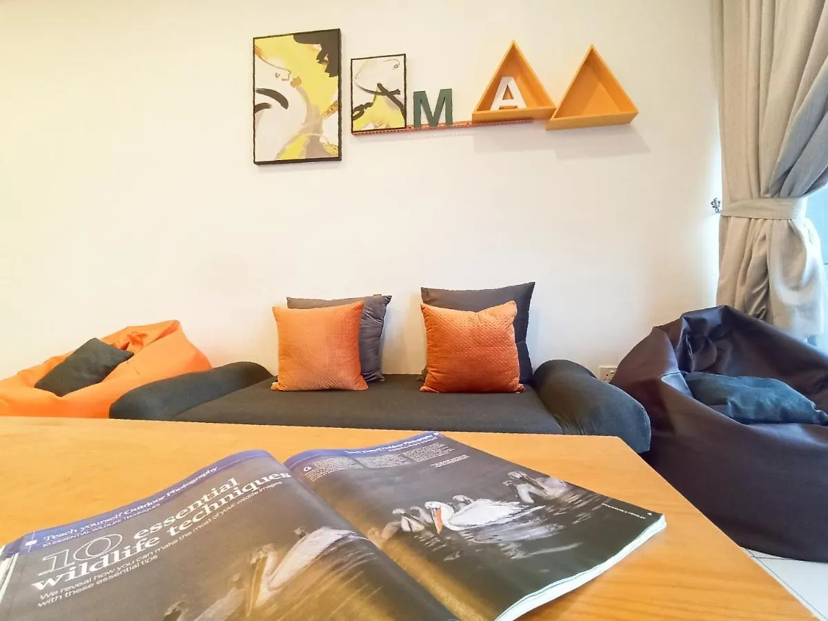 Nusa Bestari Bukit Indah X 2 Min To Nusa Duta Tennis Complex , 5 Min To Tesco , 12 Min To Legoland X Cozy Sweethome 3Br 8Pax Johor Bahru Apartment