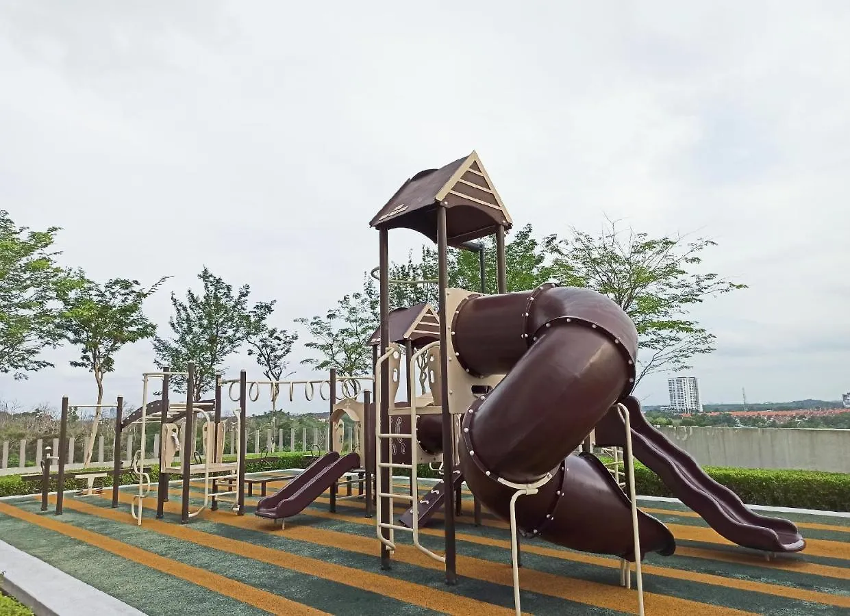 Nusa Bestari Bukit Indah X 2 Min To Nusa Duta Tennis Complex , 5 Min To Tesco , 12 Min To Legoland X Cozy Sweethome 3Br 8Pax Johor Bahru Malaysia